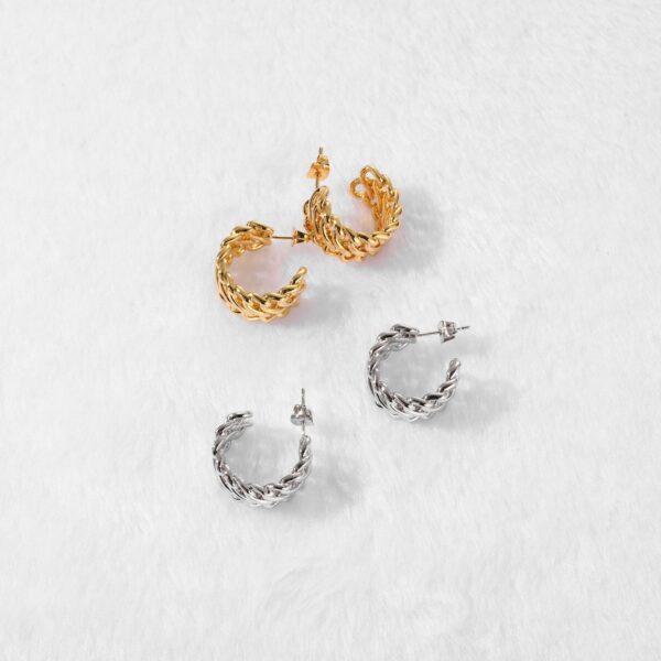 SUMIYAKI Half Circle Earrings Female New Tide Hollow Earrings Cool Personality Niche Design Senior Sense Of Atmosphere Earrings