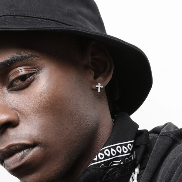 1 Pair Korean Trendy Zircon Cross Stud Earrings,Sparkling, Unisex.Hip Hop Piercing Jewelry