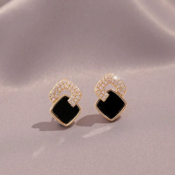 9a58c8a9-b19e-46e2-8d79-f619931c96d7.jpg Women's Cross Black Small Square Earrings Versatile Gift