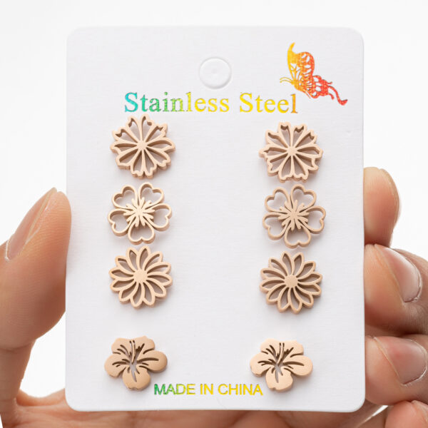 f7a50992-1523-4ca7-bb5c-1a0132de199d.jpg Fashion Simulation Stud Earrings Little Suit