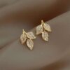 fa581fea-6b31-44a6-8cd0-d569758026e9.jpg Women's Leaf Earrings Elegant And High-end Birthday Gift